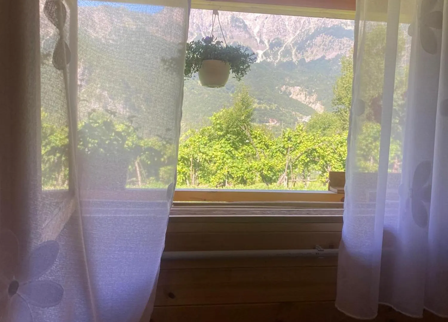 Hotel Bujtina Shkambi Theth