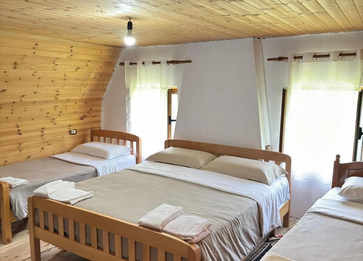 Hotel Bujtina Shkambi Theth